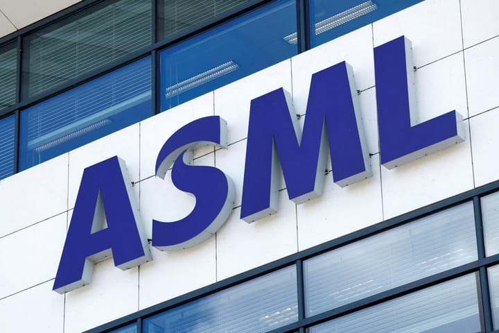 The Dutch government wants ASML to stay at home in the Netherlands