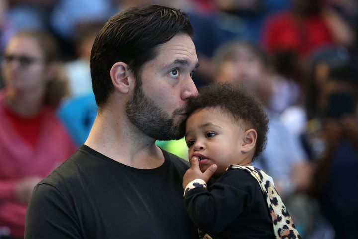 Reddit co-founder Alexis Ohanian resigns, asking to be replaced on board by a black candidate