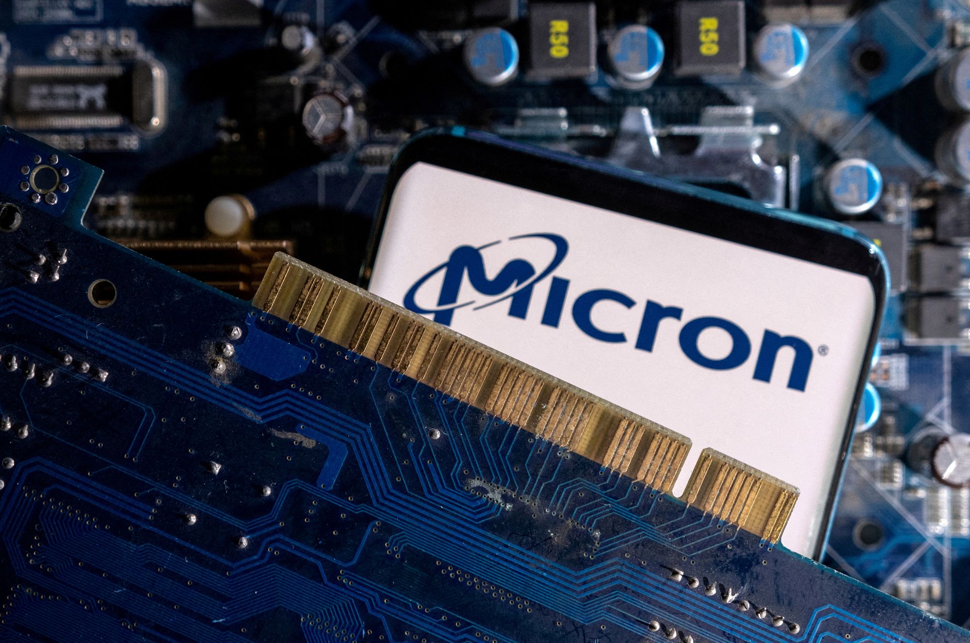 Micron chip deal in Japan