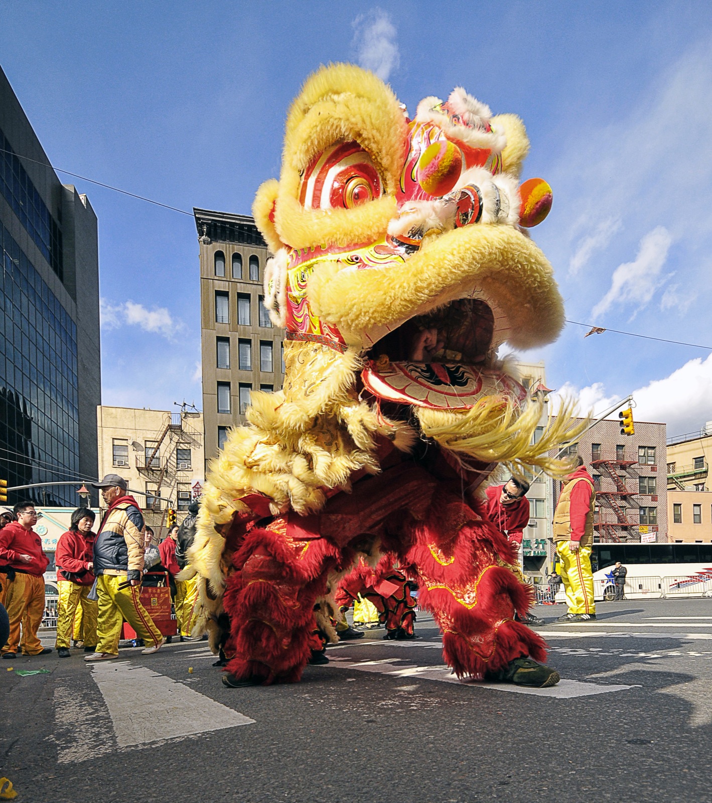 Traditional Chinese New Year practices, Lion Dance