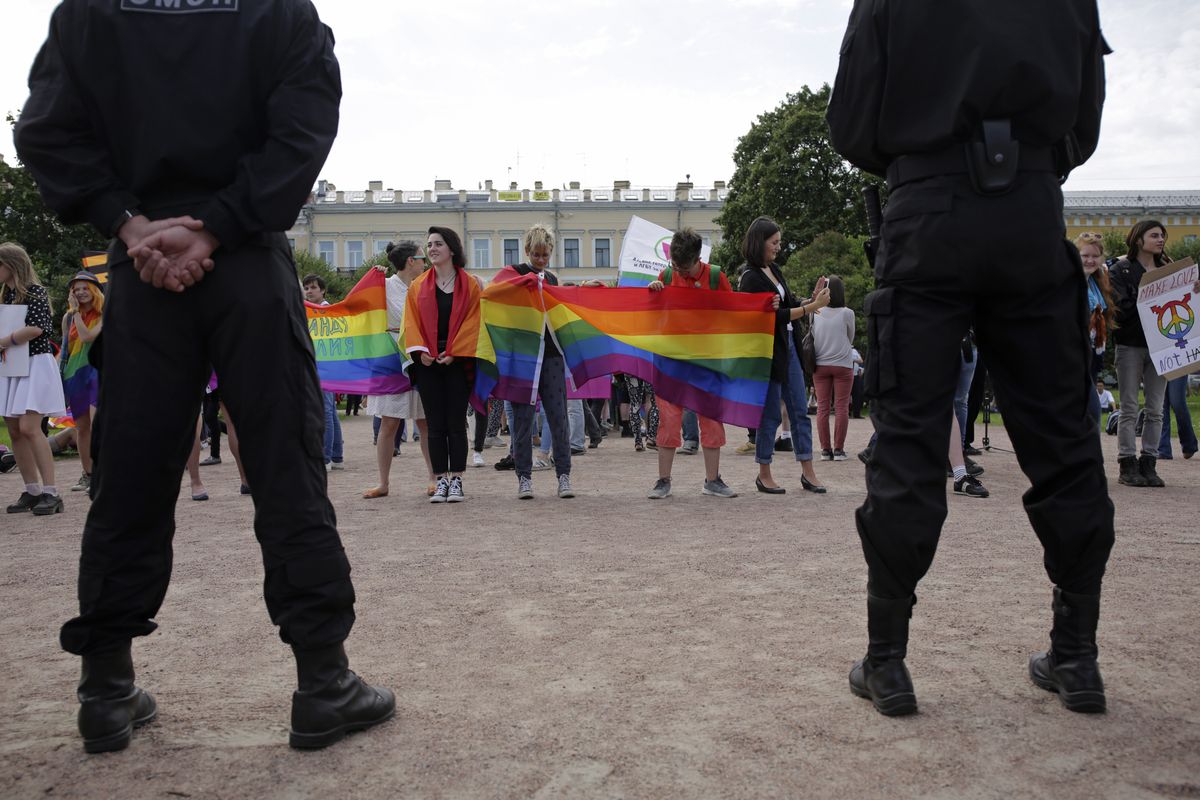Russia’s latest LGTBQ+ law and how it affects gay rights