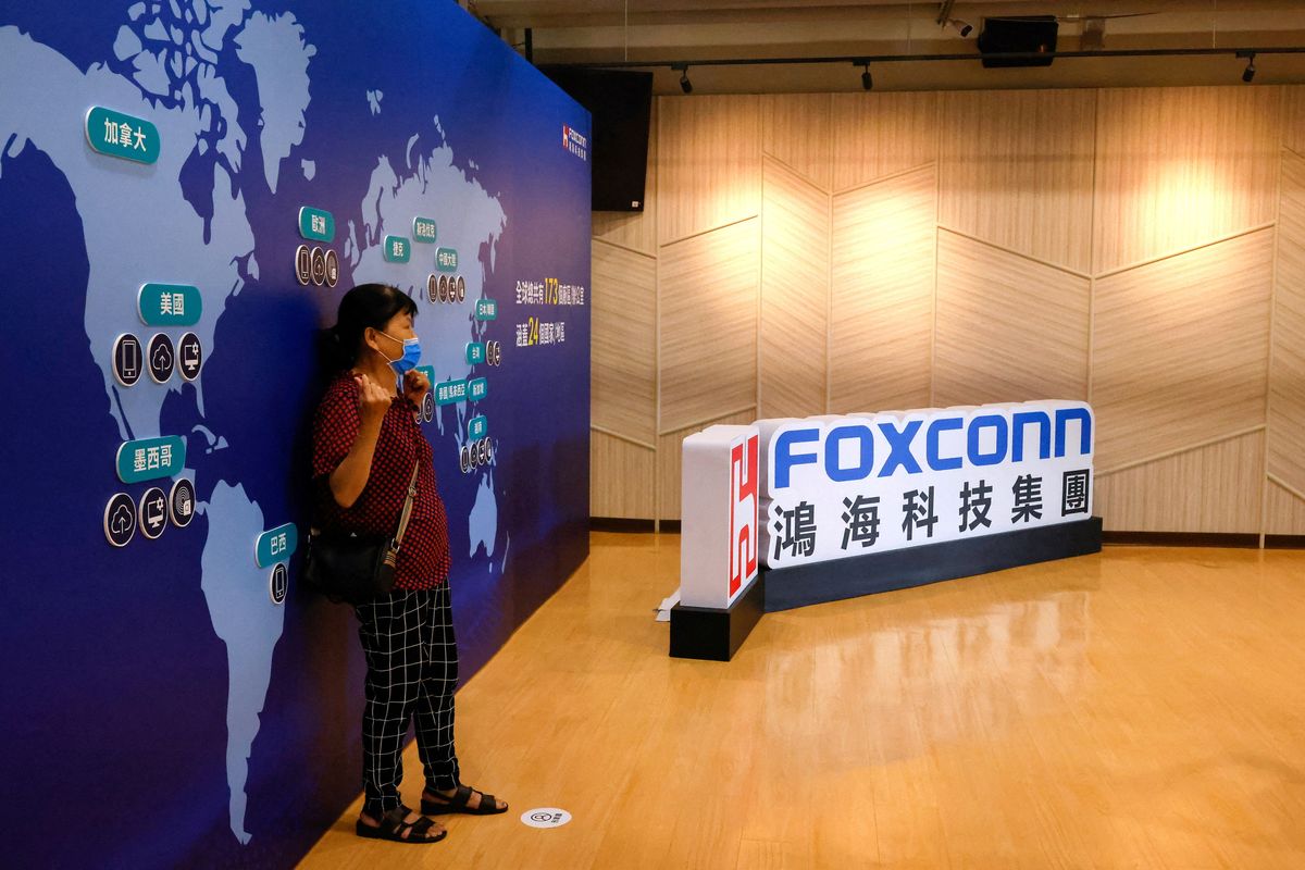 Foxconn will produce AI servers exclusively for Apple