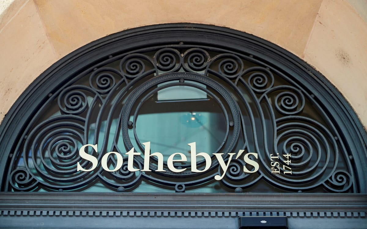 From Sotheby's art fraud trial to a super-tidy mouse – Here are today's Headlines