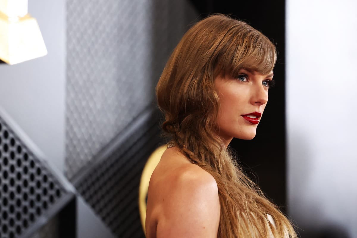 Taylor Swift demands that Jack Sweeney stop tracking her private jet