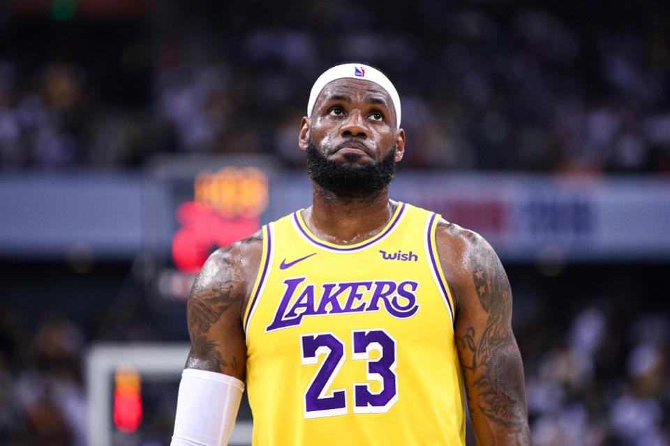 Backlash over Lebron James controversial comments