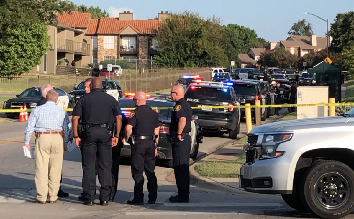 Police officer in Fort Worth shooting charged with murder
