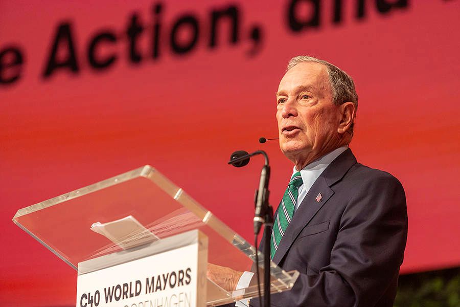 Michael Bloomberg promises to halve carbon emissions in 10 years