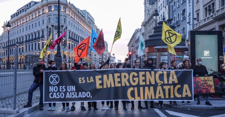 Spain announces climate emergency, outlines plan to reduce carbon emissions