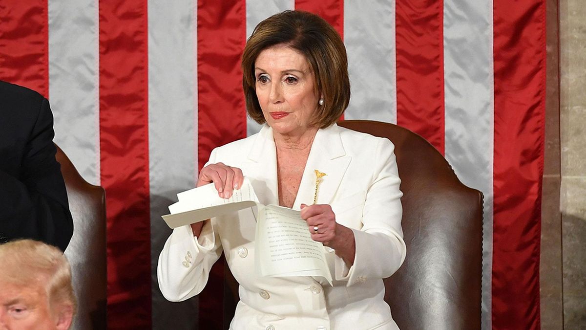Pelosi rips a copy of Trump’s State of the Union Address