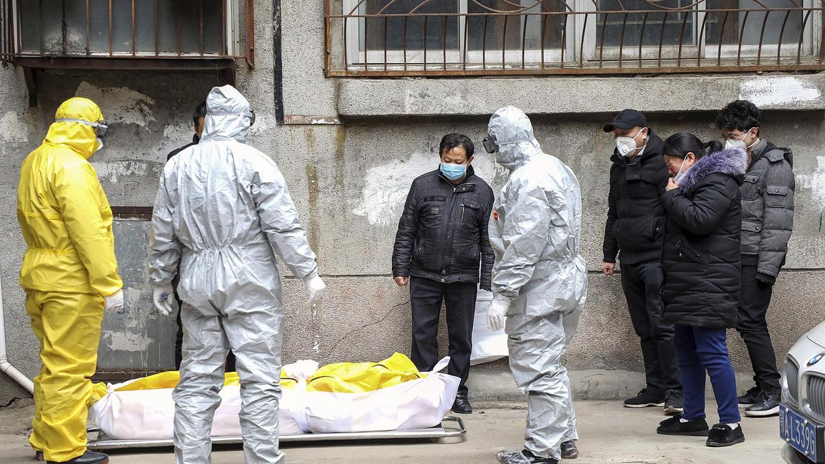 Mainland China reports 17 new COVID-19 cases amid new infections in Wuhan