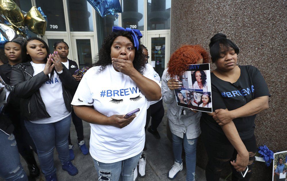 What you should know about the shooting death of Breonna Taylor