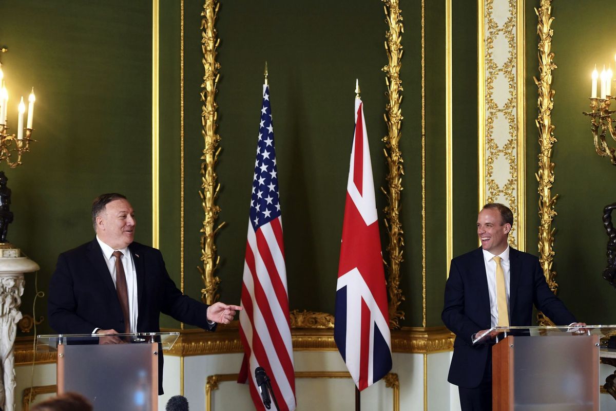 Pompeo calls for global coalition against China in meeting with British officials