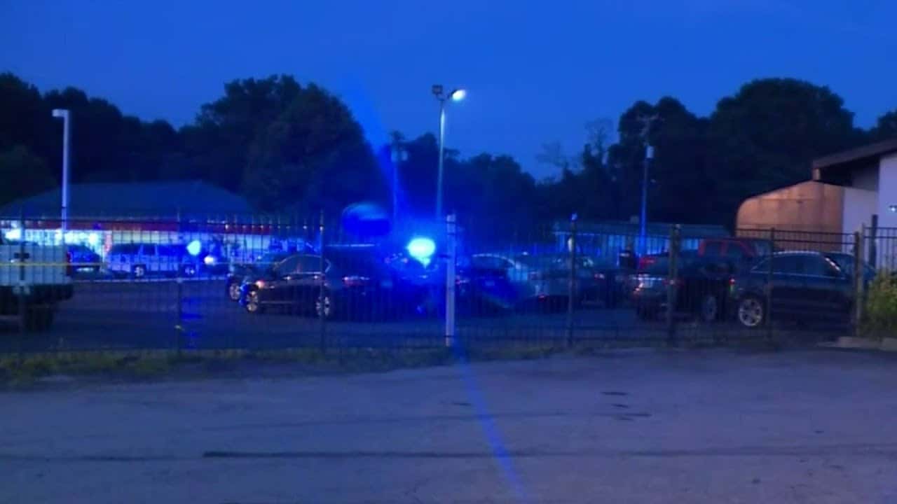 South Carolina nightclub shooting leaves 2 dead and 8 injured