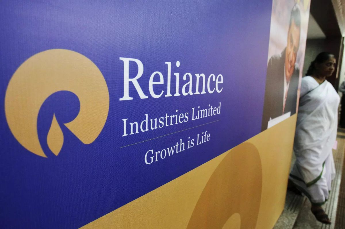 Amazon and Reliance Industries’ battle for the Indian market heats up