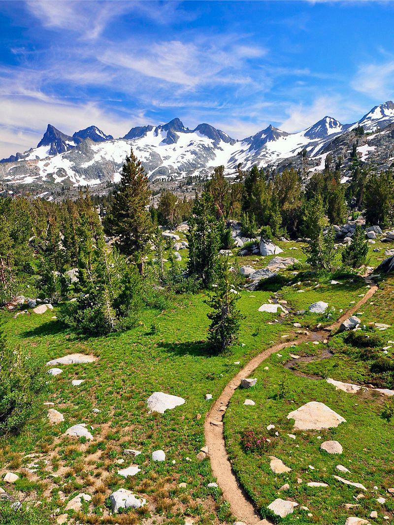 Your PCT guidebook – thru-hiking the California Pacific Crest Trail