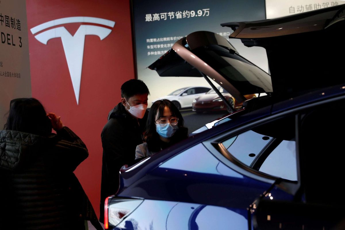 Tesla rules the Chinese electric vehicle market