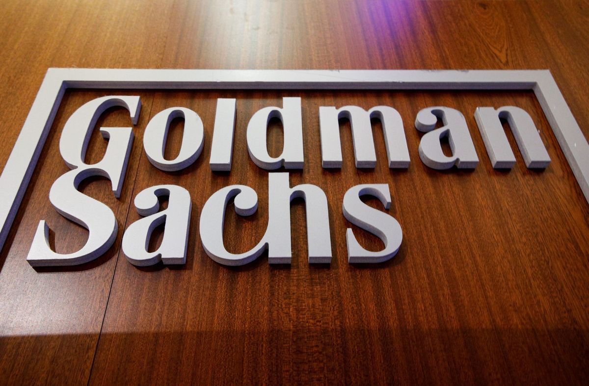 How are people responding to the pay raise after Goldman Sachs’ 95-hour workweek complaint?