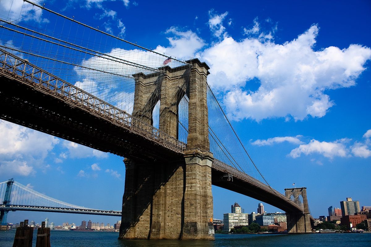 Which walkable bridges in New York should you make time for?