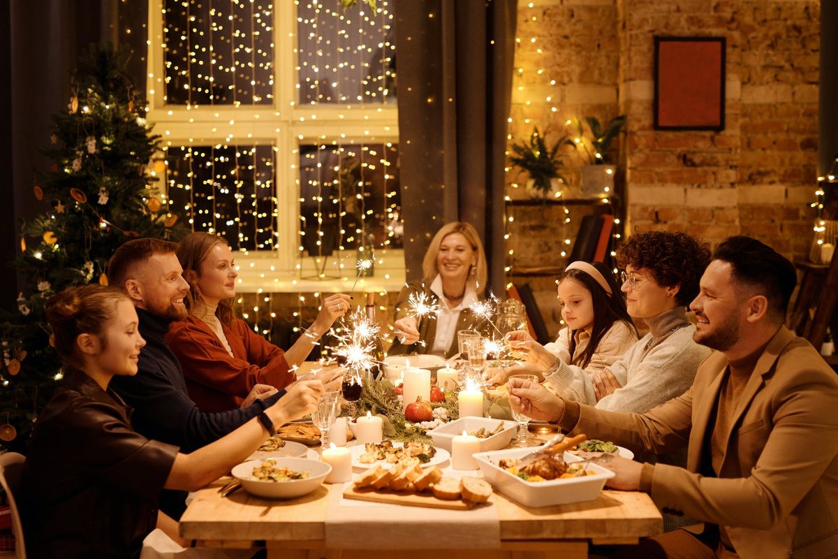 Follow these tips for getting along with family over the holidays
