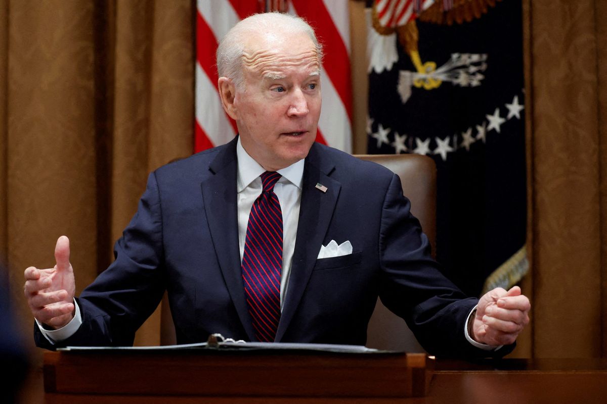Russia-Ukraine tensions: Biden says he would consider sanctioning Putin; EU divided on response