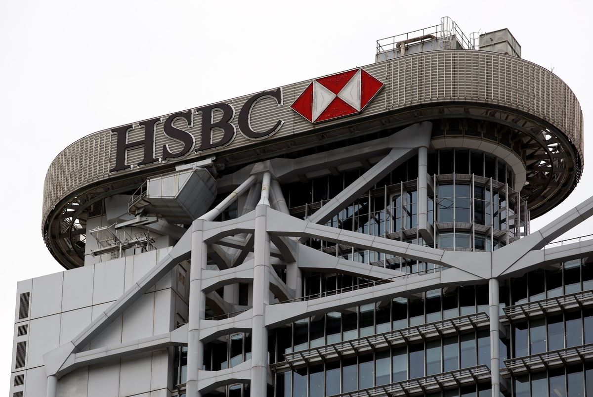 HSBC’s pay raise reflects the aggressive industry battle to keep talent