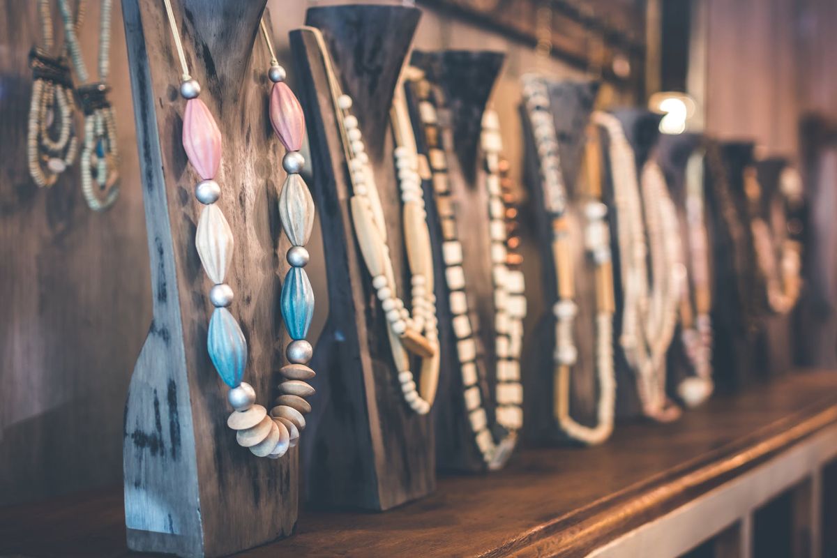 A look at fast fashion within the jewelry industry