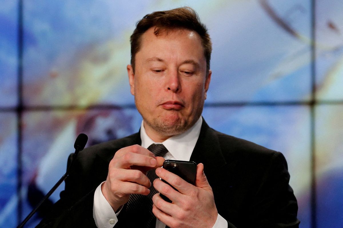 Elon Musk loses US$12.3 billion in 24 hours amid tweeting politics and calling ESG a “scam”