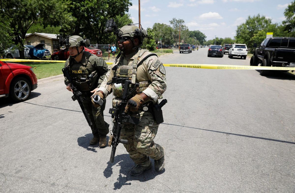 From the Texas school shooting to Russia’s debt repayment troubles – Here is your May 26 news briefing