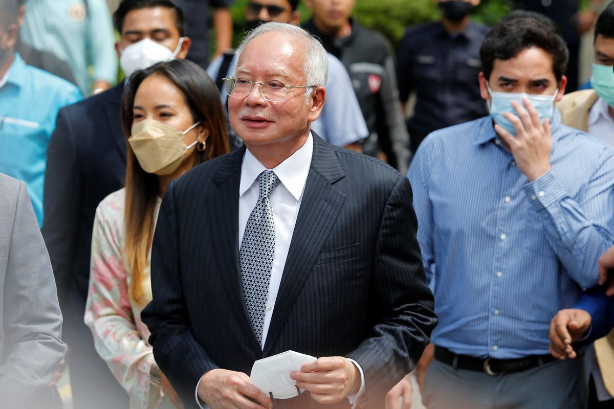 Malaysia’s former prime minister loses a final appeal in the 1MDB scandal