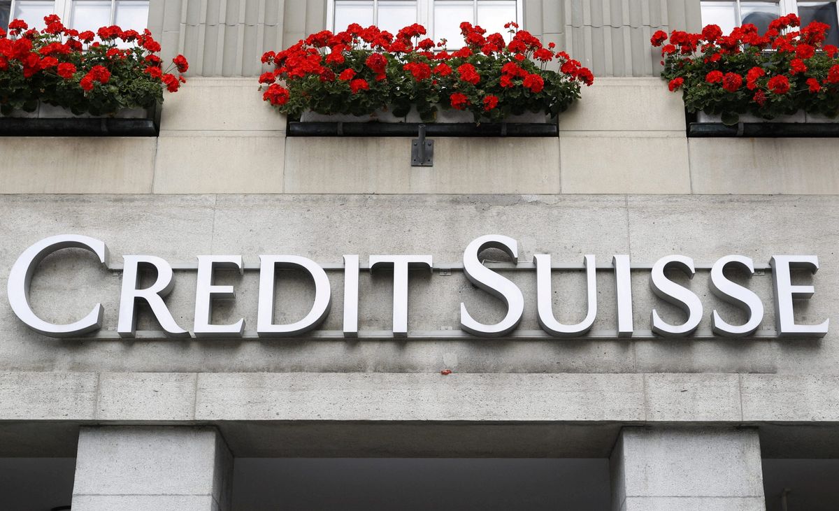 Credit Suisse has ups and downs in one day