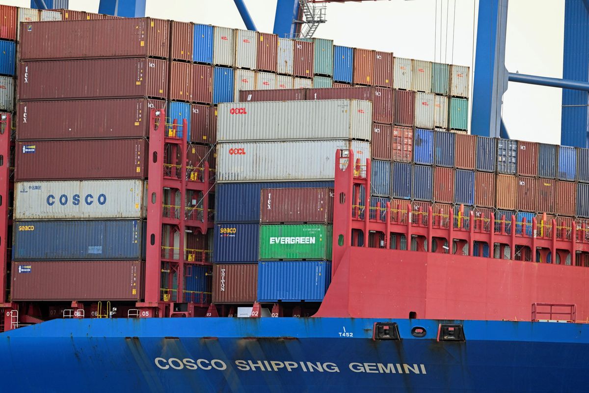 Germany approves Chinese shipping company Cosco to buy stake in its Hamburg port