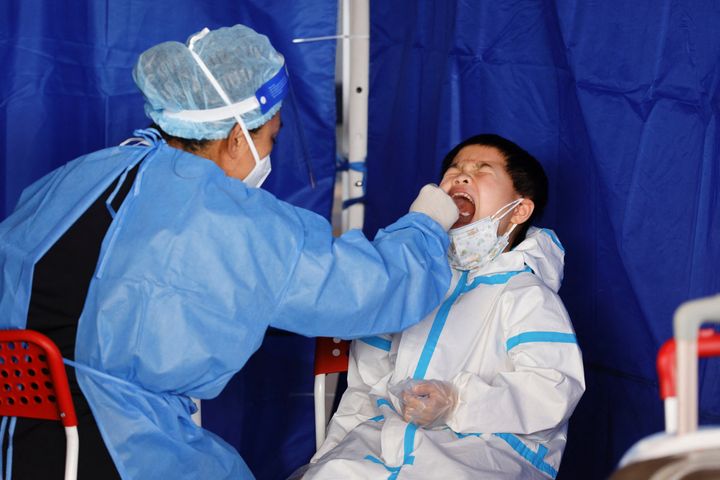 Hong Kong cuts COVID patient quarantine to five days