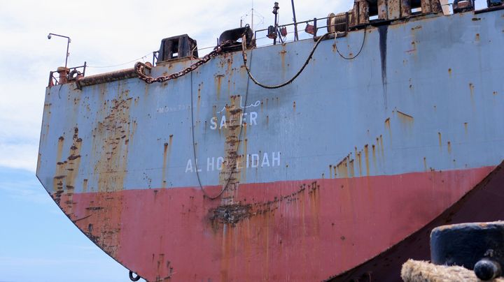 FSO Safer is on the brink of an oil spill near Yemen