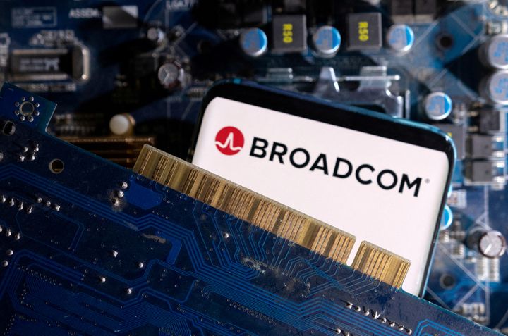 Broadcom VMware acquisition