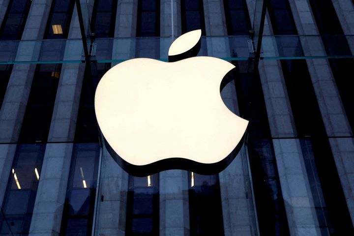 Apple trademark battle in Switzerland