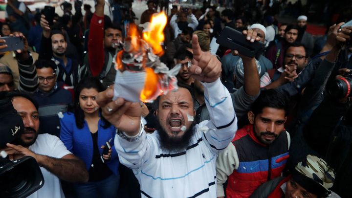 Protestors and police in India clash amid Citizenship Amendment Bill