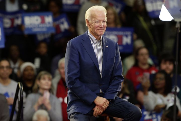 Biden gains momentum on Super Tuesday, Bloomberg bows out