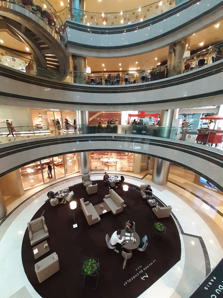 Causeway Bay shopping malls